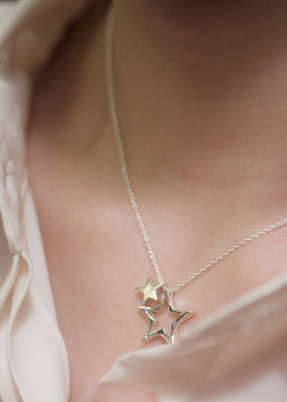 ileava jewelry ハンドメイド星のネックレス